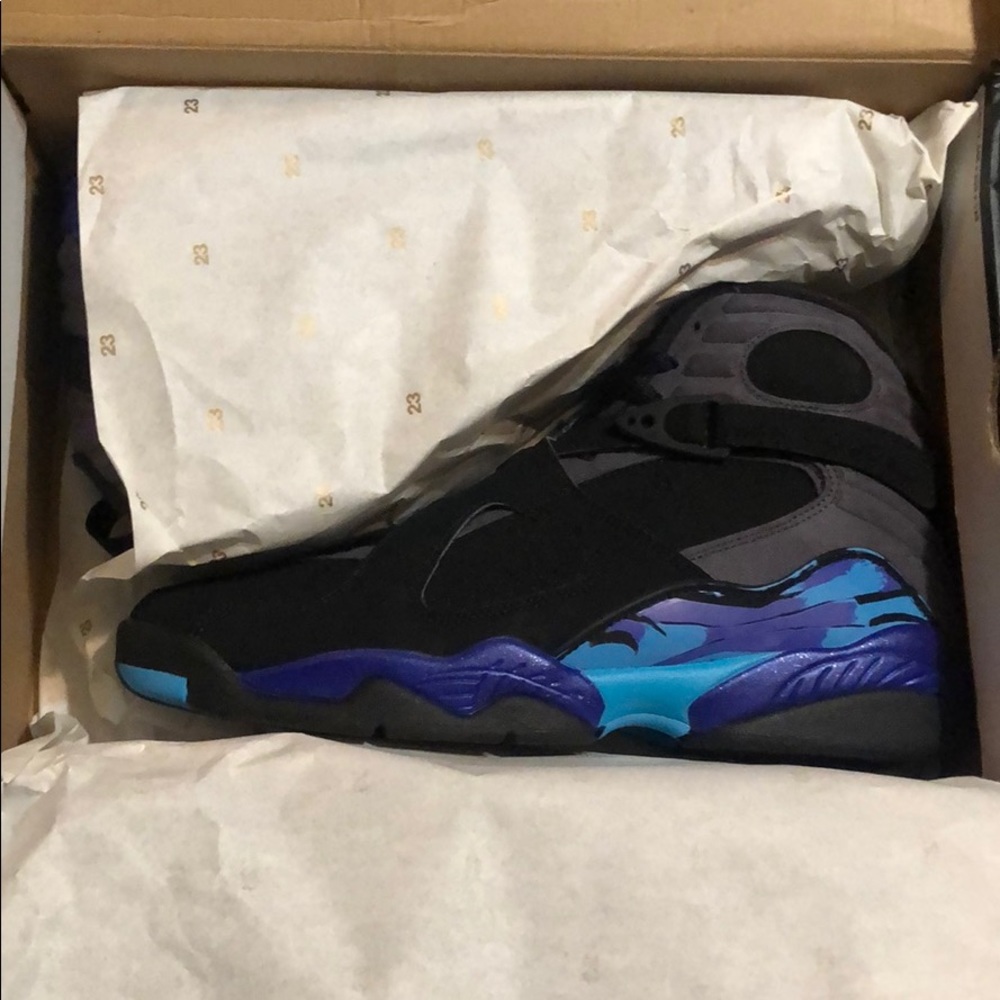 Air Jordan Retro 8 Aquas